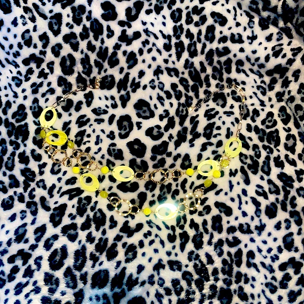 Gorgeous Golden and Yellow marble cut necklace( All sizes )